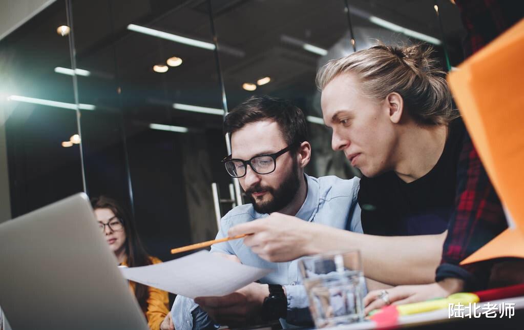 机械|工科三大热门专业，每年毕业生超二十万人，薪资和就业前景怎么比