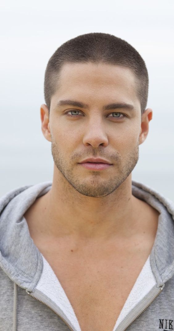 发型|男发想帅别乱剪,两侧铲短,圆寸头,飞机头发型合集30款,喜欢吗