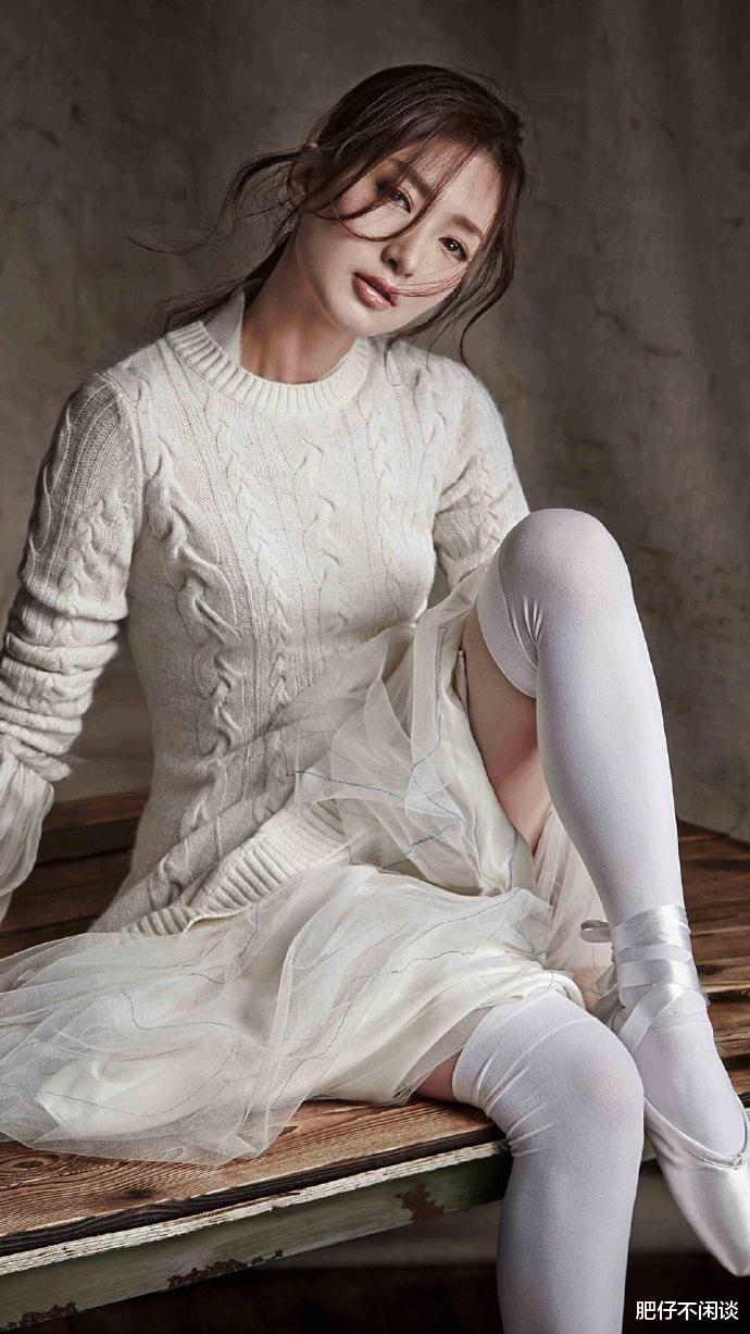 胡歌|胡歌被粉丝催婚，4位候选女友出炉，最后一位太合适啦。