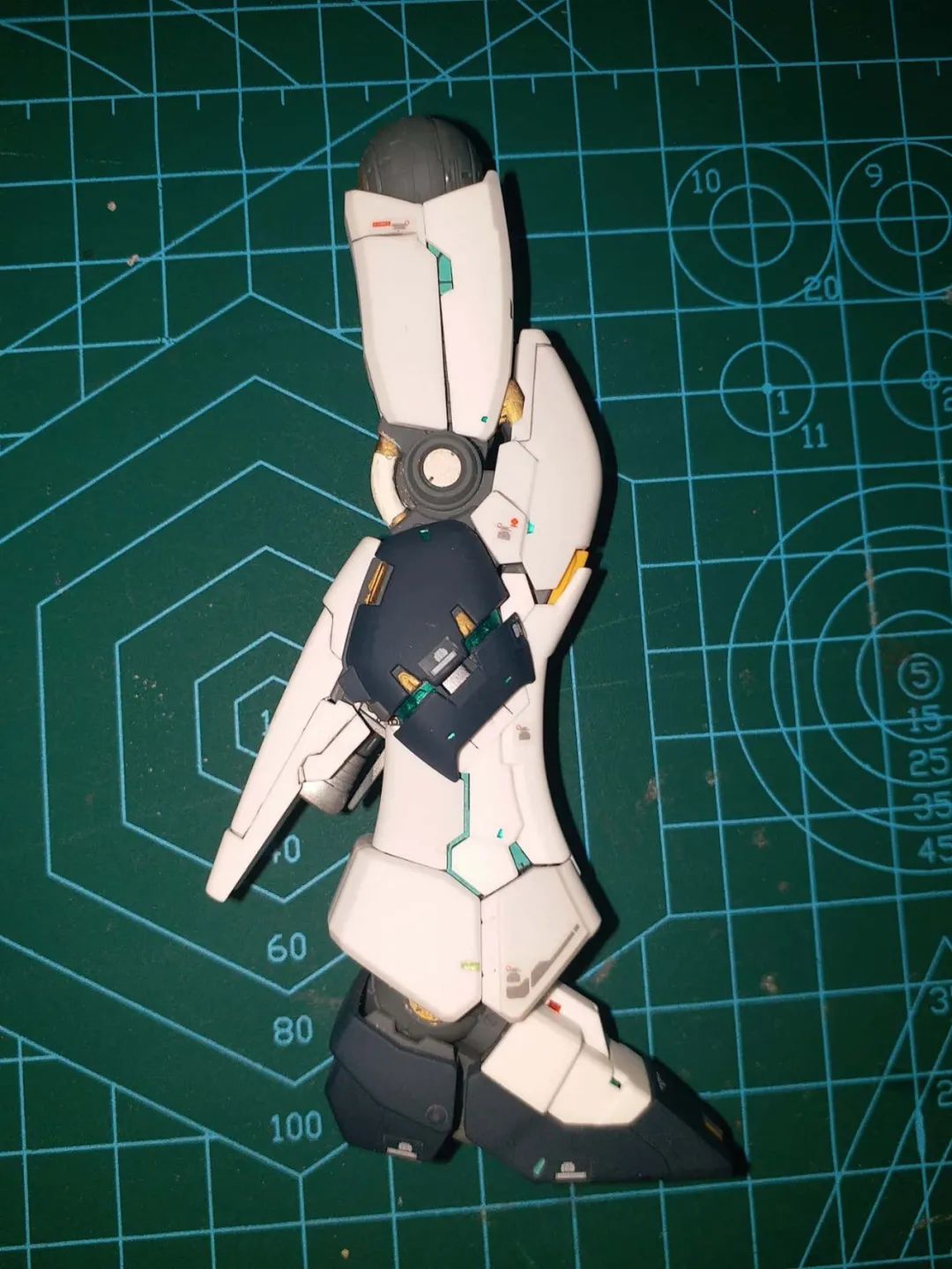 |RG 牛仿卡牛，反差很大