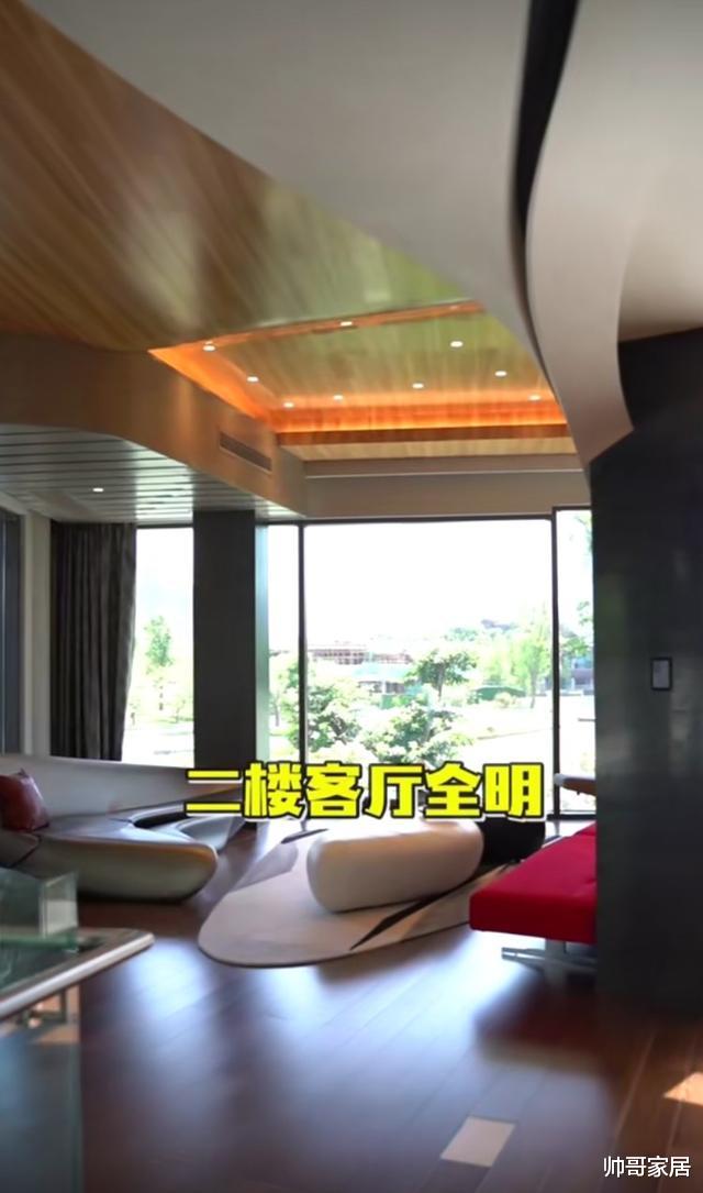 游艇|成都1.5亿豪宅！水陆两栖家门口开游艇，堪称“4A景区”住宅