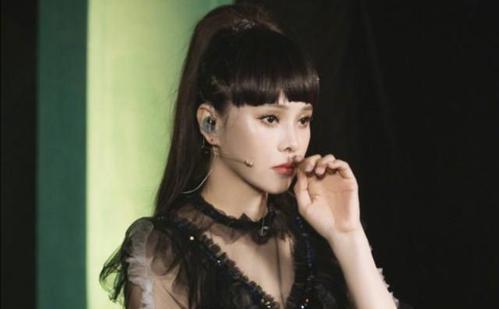 『伊能静』伊能静被曝态度极差发几十条语音骂《浪姐》工作人员,不把人当人