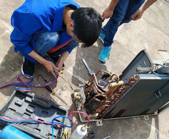 新家买油烟机别乱选，认准5个指标，少花冤枉钱