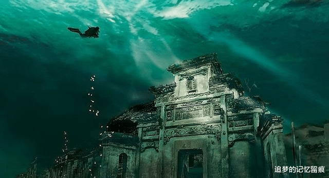 张起灵|老九门：张启山和张起灵的第一次见面，小哥是怎么知道佛爷的过往