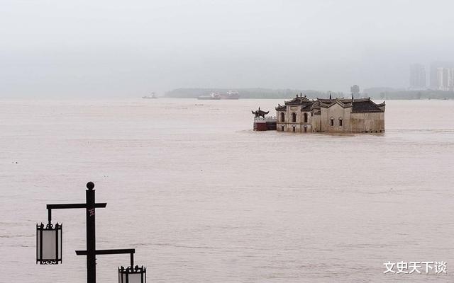 文史天下谈|屹立长江江心700年,洪水淹没无数次都不倒,号称万里长江第一阁
