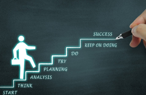 机器人|月入5W的人，做的都是你不注意的小项目，讲几个闷声发财案例