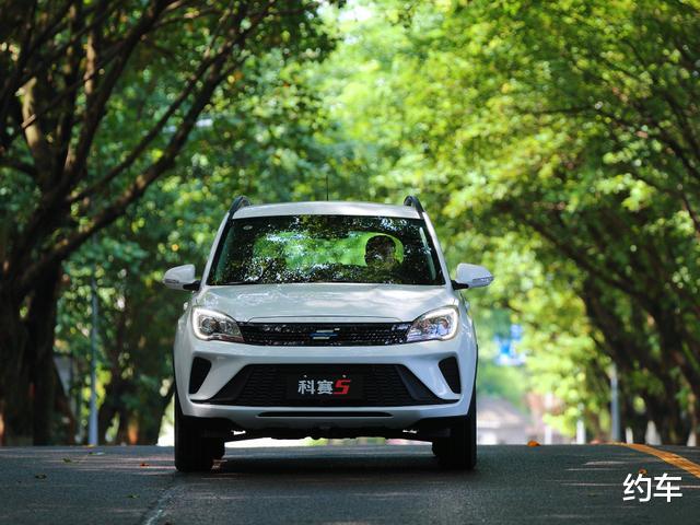 SUV|不足6万买自动挡SUV新车？年轻人首台车就选它，好开、耐看又便宜