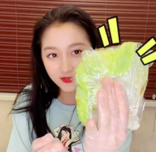 【郑恺】继关晓彤生菜三明治后，郑恺的减肥餐也火了，这样吃半年能瘦20斤？