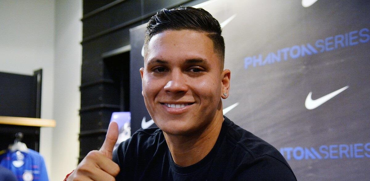 金特罗|中超即将迎来一位大牌巨星，曾效力欧洲豪门，新东家只待官宣