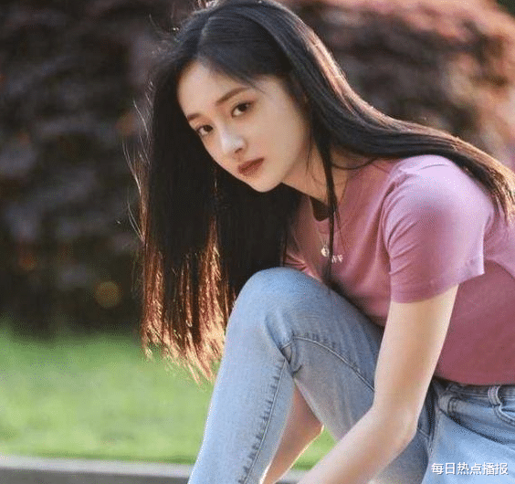 #周洁琼#多次否认自己是中国人，如今厚着脸皮回国捞金，无知Or忘本？