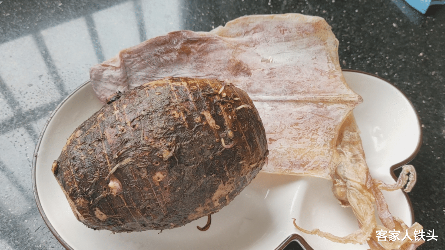 芋头|广东茶楼12元3个的芋头包，教你在家做便宜好吃，连吃5个还想吃