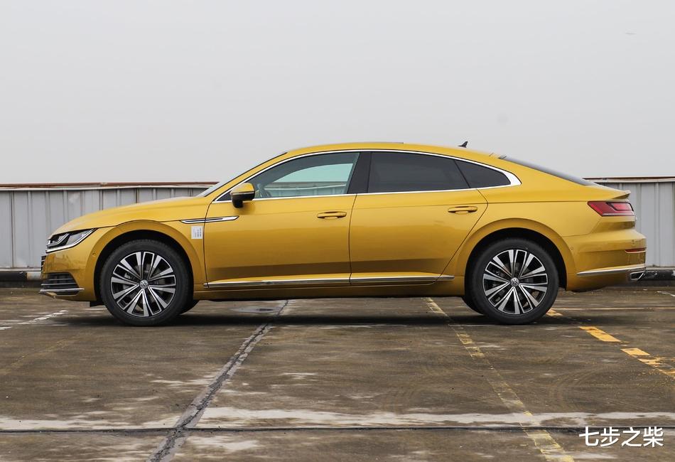 「大众汽车」大众终于良心一回，24万下探到17万，配无框车门，雅阁买早了