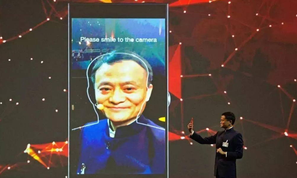 刷脸支付|刷脸支付安全吗？网友用马云照片付款，结果屏幕上弹出4个大字