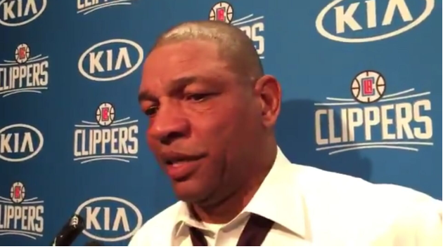 道格·里弗斯■里弗斯谈乔丹:我们互相抓住衣领,差点就打起来了,影响了友谊