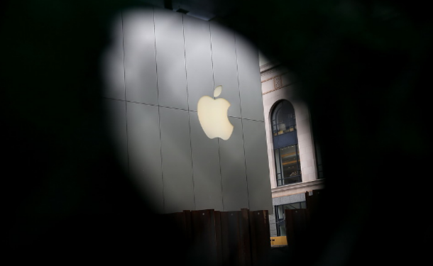 苹果▲苹果不再保值，顶级iPhone降价1600，A13芯片+小屏三摄+双卡双待