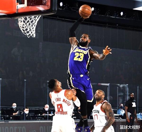 威斯布鲁克|20中12!哈登力压詹姆斯!威少24+9+6,双MVP制造了又一个惨案