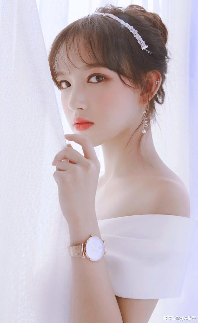 程潇|?程潇发育过猛了吧?看她穿芭蕾舞衣“开弓”一刹,奶潇名副其实!