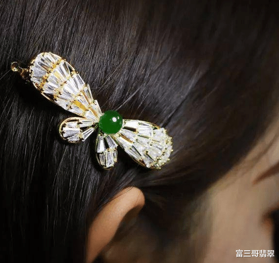 翡翠|翡翠市场透明话，未来的行情又该如何，与这五个要素紧密相连！