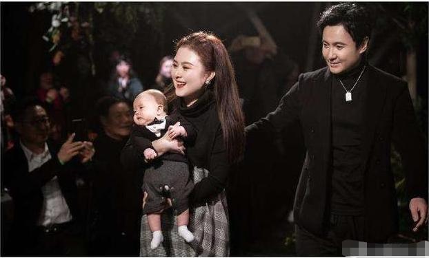 「沈腾」沈腾不为人知的一面: 啃老5年, 怕马丽爱上自己, 被相恋12年女友逼婚