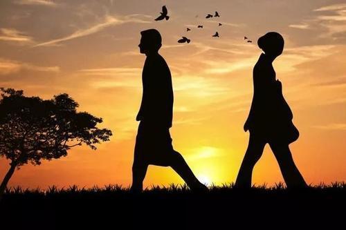 天蝎座|事业面前，爱情“不值一提”的星座：千万别爱上他们，会被辜负