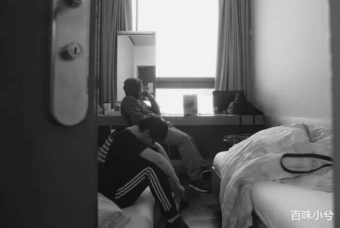 「美国」“孟晚舟”事件重演！一天确诊四万五，美国真的要炸了！！