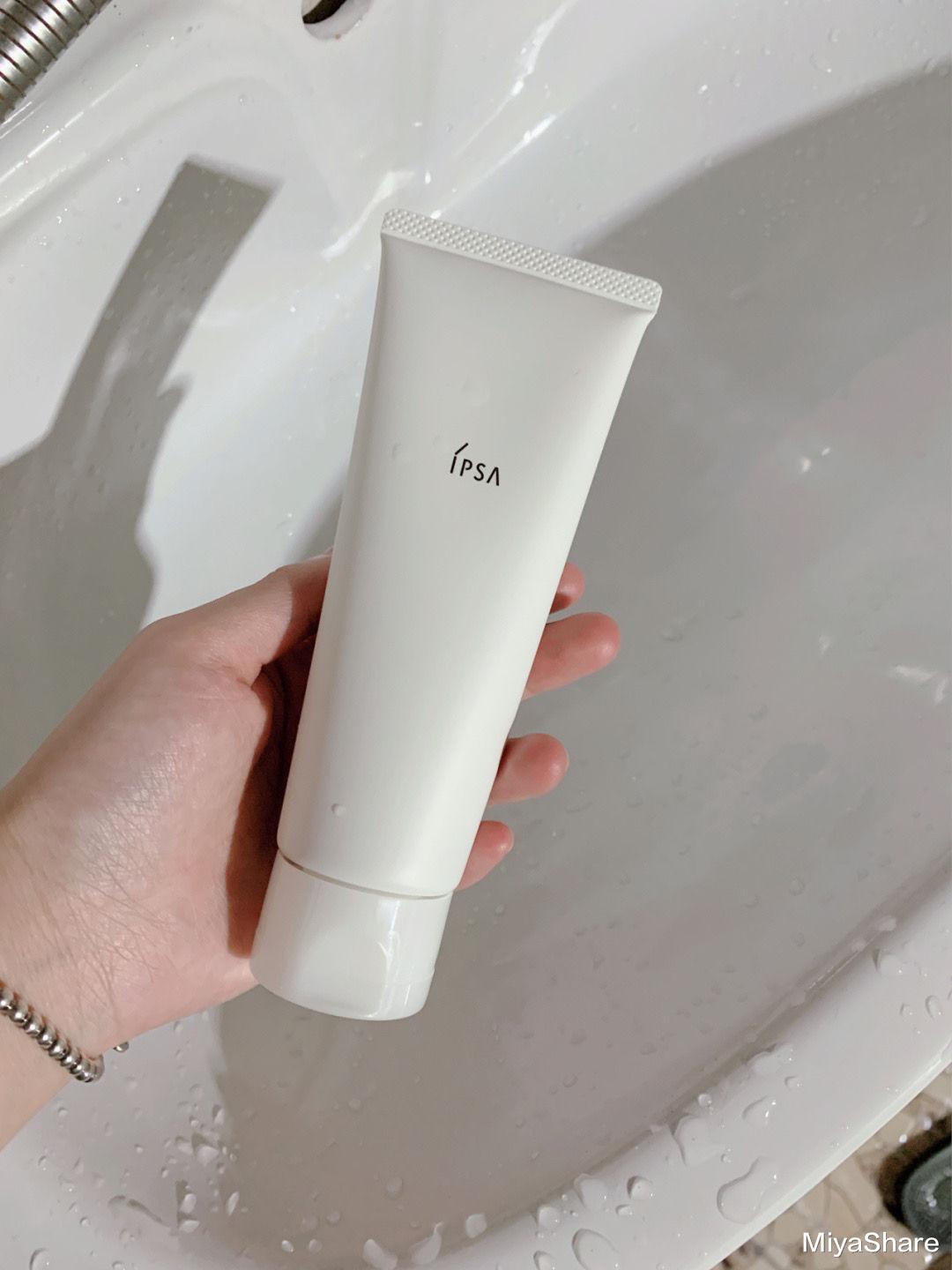 香奈儿|5款大牌洁面分析：800元香奈儿很鸡肋，资生堂等不适合干敏皮