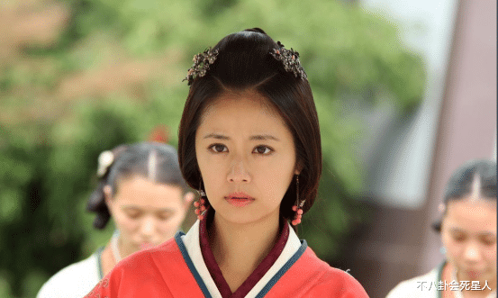 刘晓庆|扮嫩翻车不止刘嘉玲，57岁刘晓庆演16岁少女辣眼，章子怡松垮
