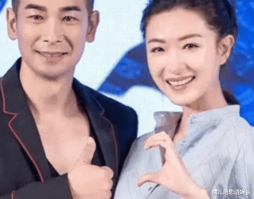 『林志玲』史上“最尴尬”明星合影，林志玲熊抱郭敬明，王宝强的笑才是亮点