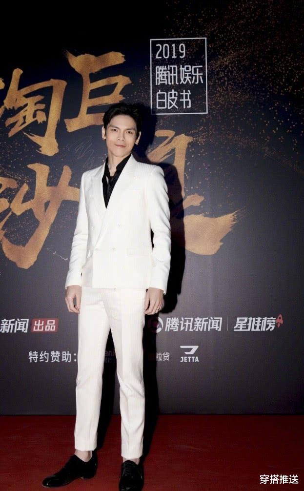 「郭碧婷」才官宣结婚半年，向佐还是我们熟悉的样子，可郭碧婷却变得认不出