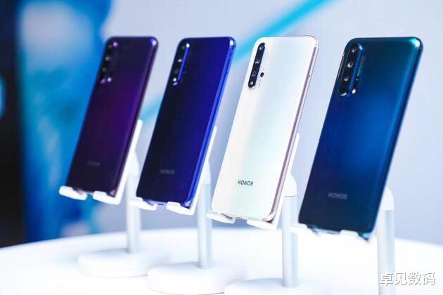 麒麟980|麒麟980迎来“退场价”，8+128G降下1100元，实属罕见！