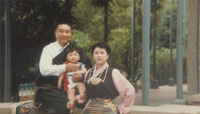 李洁■十世班禅活佛破例娶妻，女孩21岁，说：我肯定是佛祖派来考验你的
