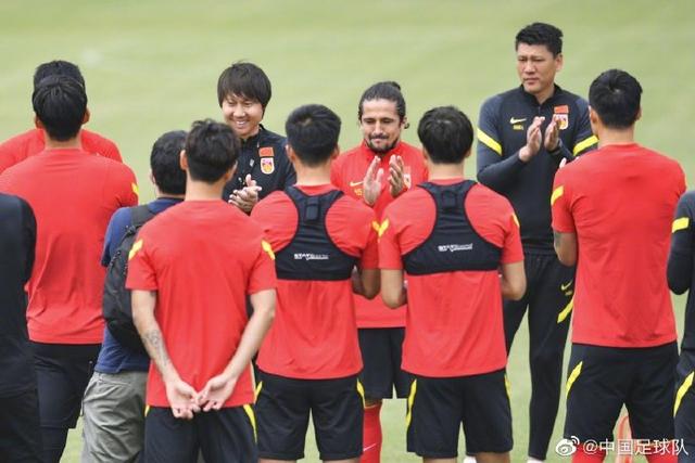 『国足』亚洲颤抖!国足45分钟连进4球两战狂飙8球,世界杯可以期待