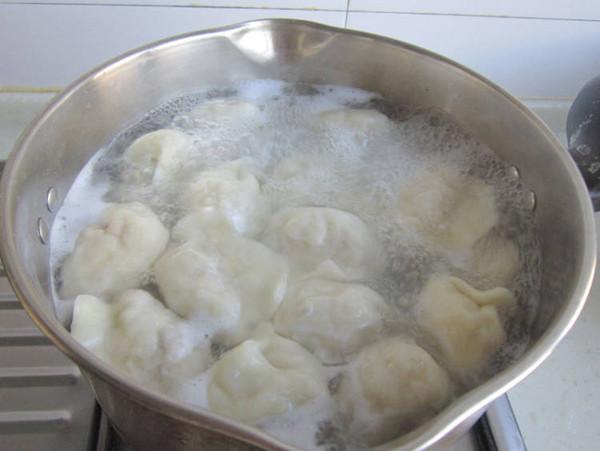 『饺子』白菜韭菜靠边站,这两样包饺子特香,提高免疫力,吃了上顿想下顿