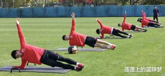 池忠国■上港提前为冠军蓄力!超级新援让全中超都胆寒,恒大或也不是对手