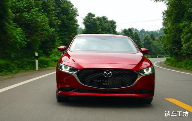 马自达3：马自达终于学聪明了！新昂克赛拉比宝马3还帅，搭2.0L压燃动力