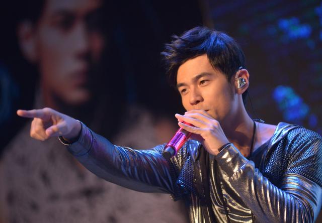 周杰伦|曾遭刘德华嫌弃，张惠妹直接拒绝，后却叱咤乐坛多年