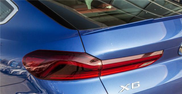 #宝马X6#这才是轿跑SUV的鼻祖，颜值和性能并存，拥有它说明你已经成功