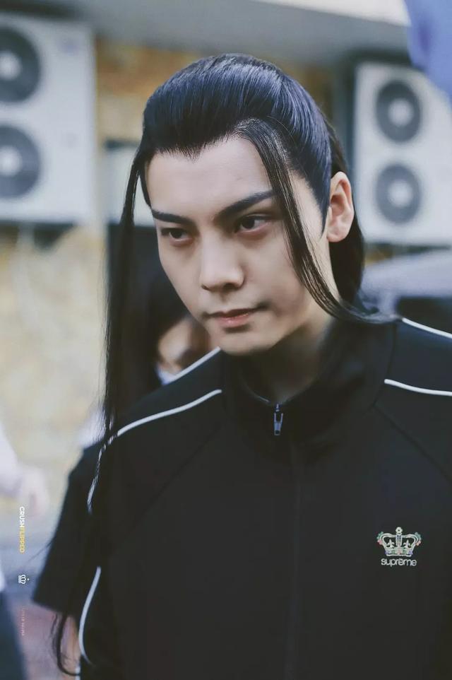 『杨幂』杨幂新剧路透照曝光！又是嘉行大礼包？工作室怕惹恼粉丝不敢官宣