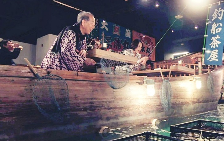 日本|日本的奇特餐厅，想吃鱼要自己钓，顾客钓不到怎么办？