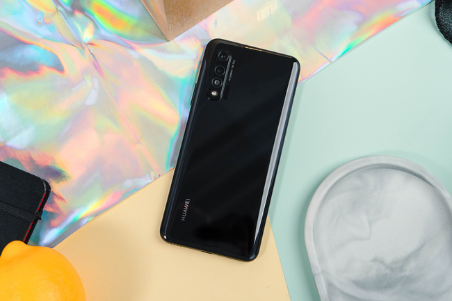 5G|华为开始爆发，麒麟990跌至2818，128GB+40W，这才是性价比