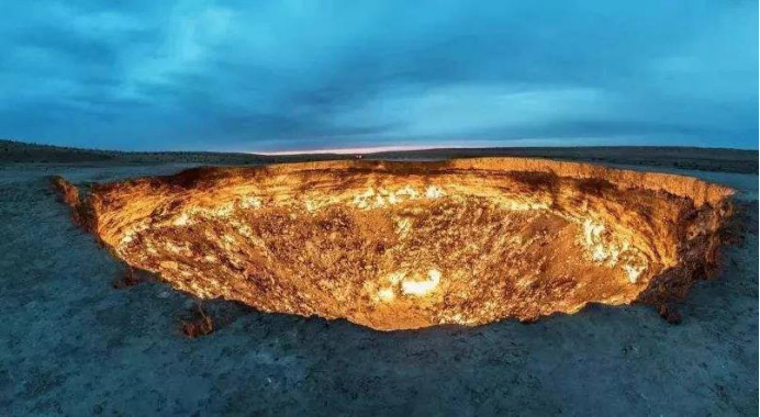 「科学家」40年前,苏联科学家在沙漠打开“地狱之门”,如今却酿成大祸