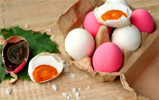 皮蛋：松花蛋吃得太多，小心健康红灯