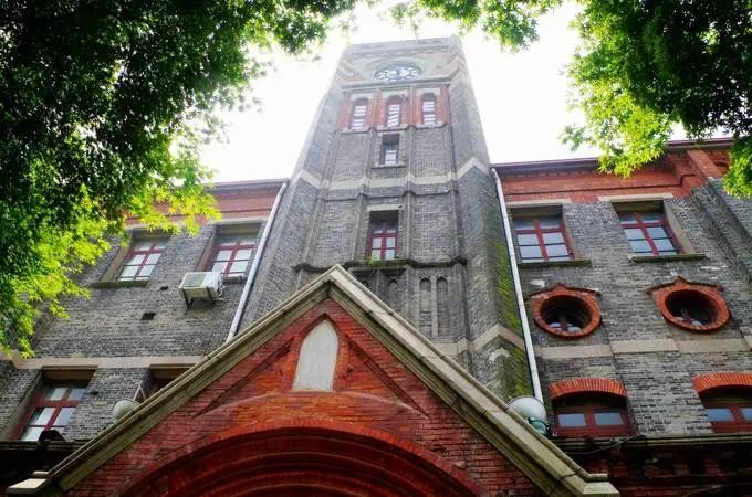 【厦门大学】聊聊心中国内最美的十所大学