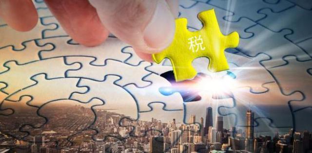 房产过户给子女，新规下“生前”与“身后”差别大，最好提前知道