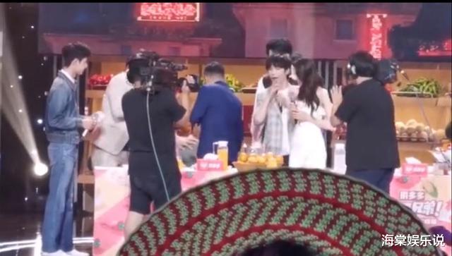 王一博@说王一博不顾热巴安全的人请善良点！带病工作还挡在前面都被无视