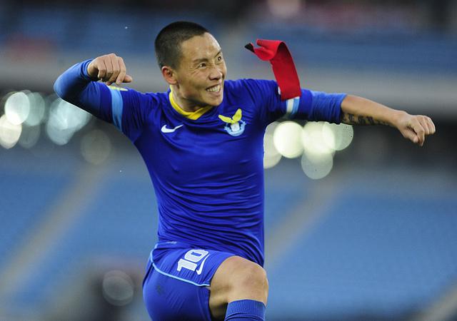 【陈涛】35岁前国脚街边慢跑身材臃肿 新赛季能否延续职业生涯?