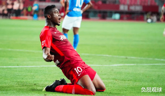 中超|意外:中超锋霸昨晚突然宣布离队,球队紧急放行,他将就此无缘争夺联赛金靴