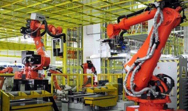 曹德旺|曹德旺：“年轻人宁愿送外卖，不愿进工厂”后，网友们“回应”了