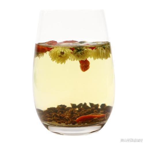 肝脏|35岁女子,胸前长出小红点,医生:再来晚一点,癌就上身了