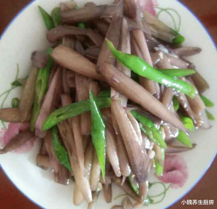 食盐|这菜是天然“清肠高手”，每天炒一盘，清肠解油腻，体重悄悄降